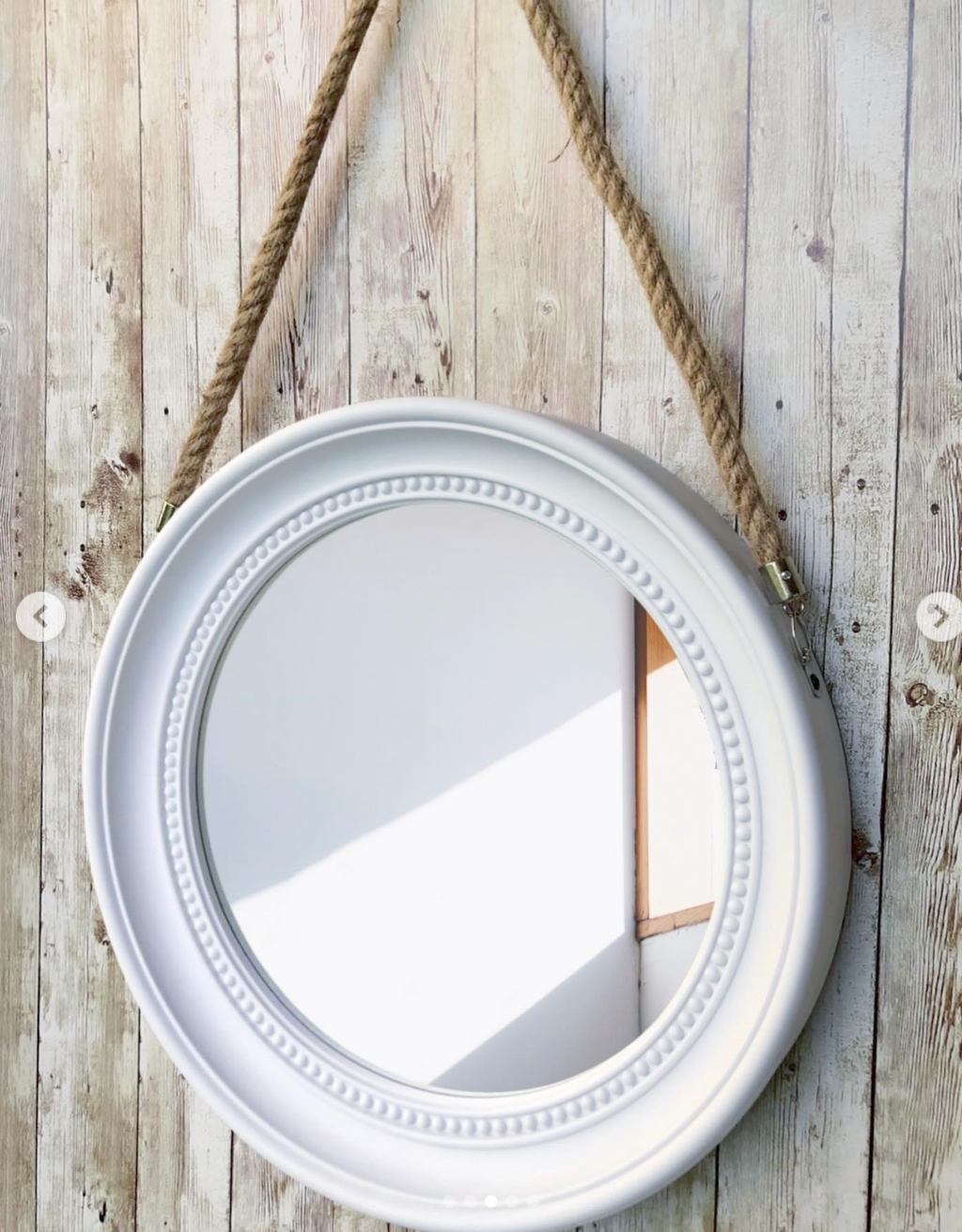 Miroir rond avec corde
